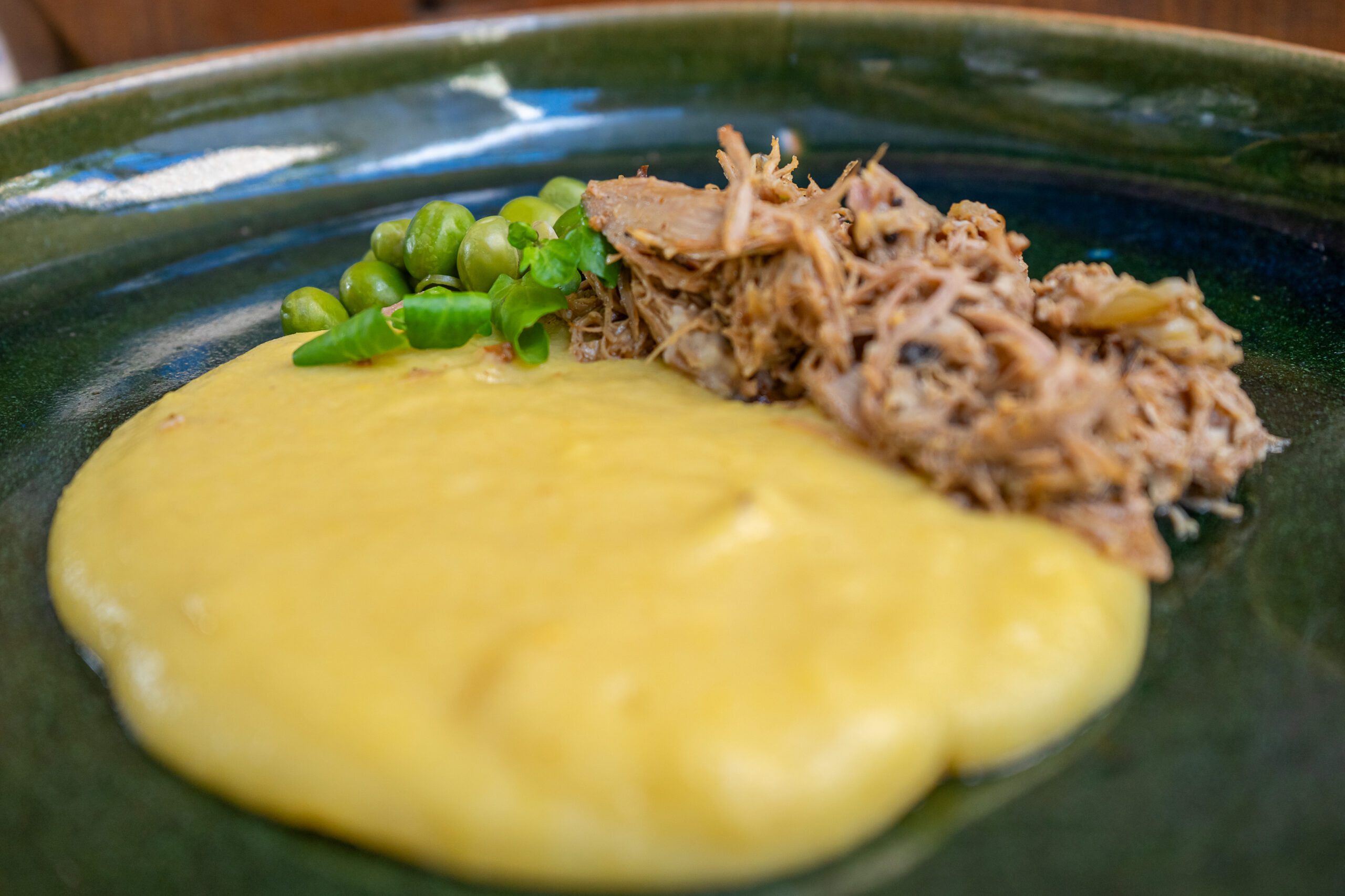 HACHIS PARMENTIER DE PATO COM ALIGOUT DE MANDIOQUINHA - Imagem 2